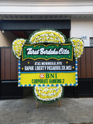 Papan Bunga Duka di Manggarai Selatan